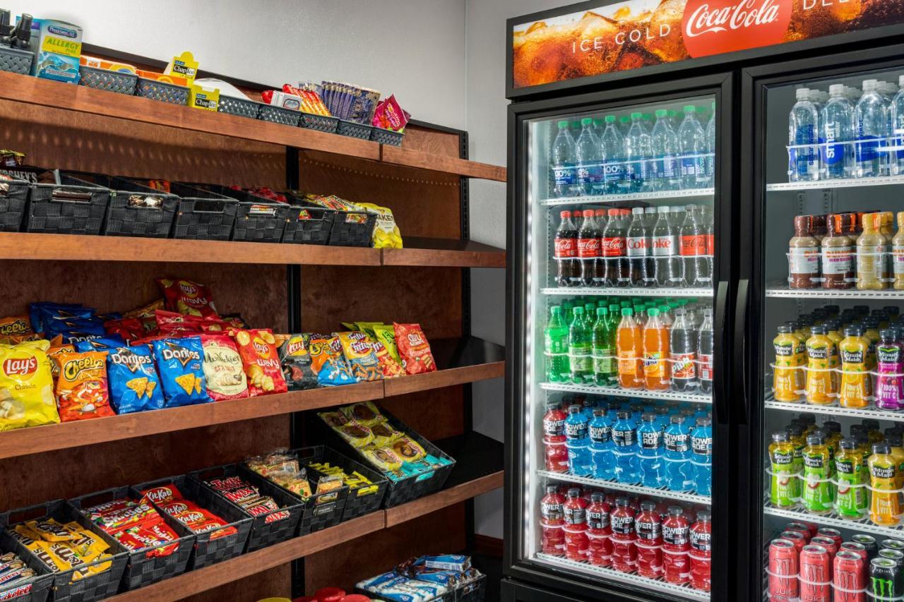 路易斯维尔东假日酒店 - 斯特波 路易斯威尔 外观 照片